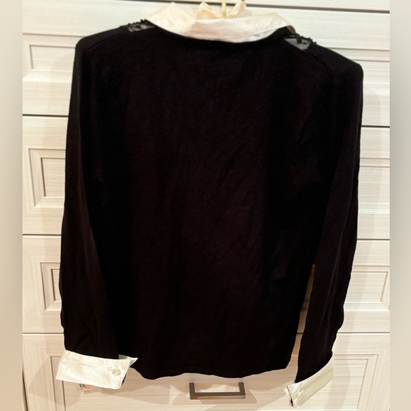 Black sweater with silky cream collar - Picture 6 of 8